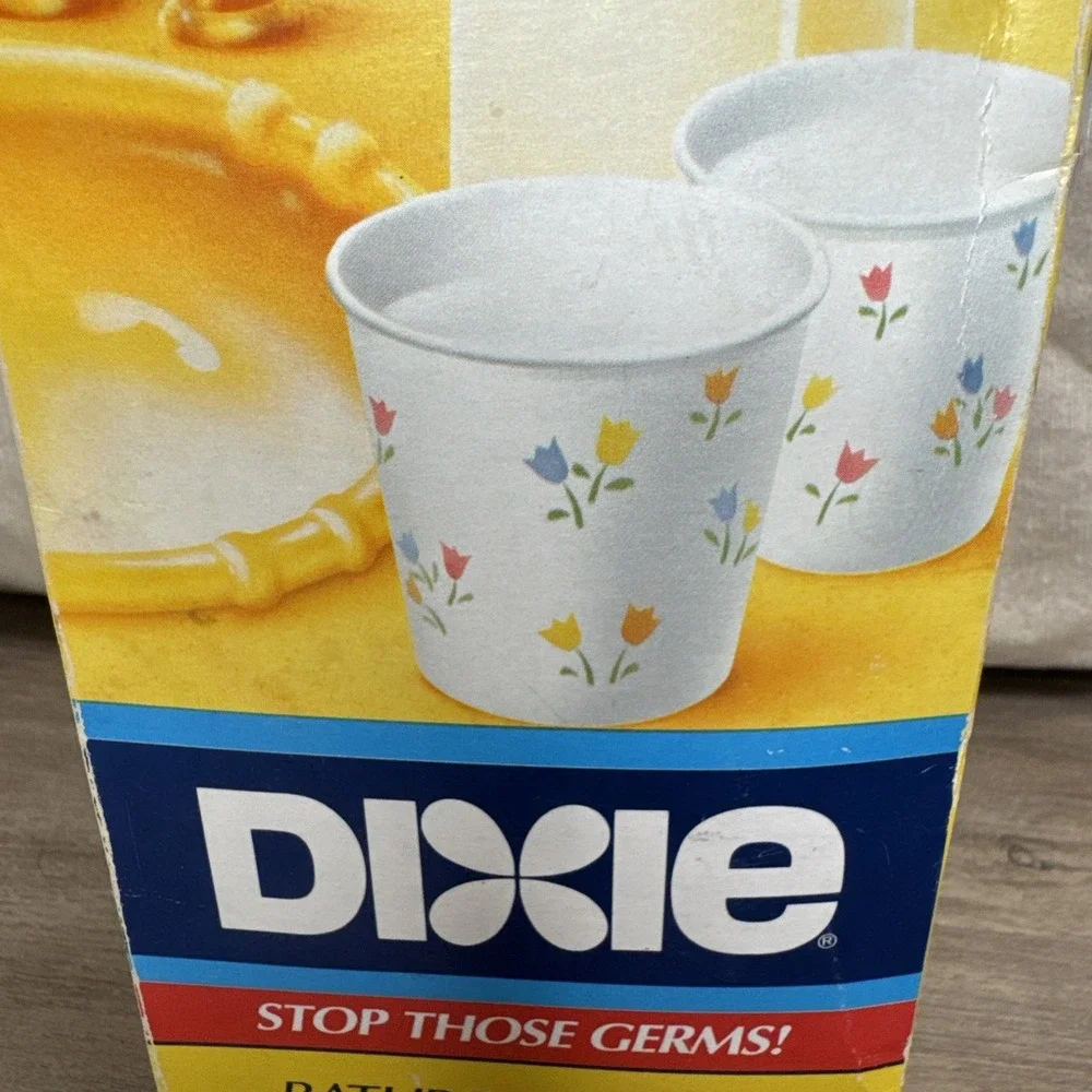 VTG 100+ Dixie Bathroom Cups 3oz Soft Tones Flower Floral Design NOB 1/2 sleeve